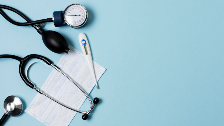 Kinésithérapeute, ostéopathe : recouvrer des honoraires impayés sans enfreindre la déontologie